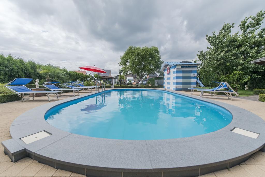 זונהובן B&B Casa Roman & Vakantiewoning Voor 1 Pers Tot Max 32 Personen מראה חיצוני תמונה